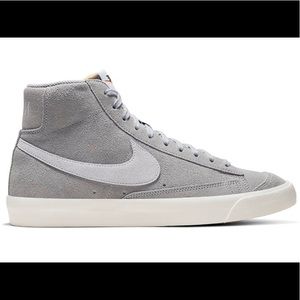 Nike Blazer Mid 77